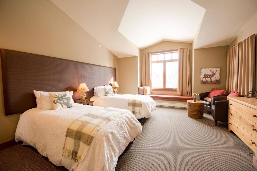 Copper Horse Lodge Deluxe Room, Non Smoking, Mountainside 2