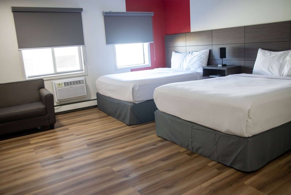 Studio Suite, 2 Queen Beds, Non Smoking (Efficiency)