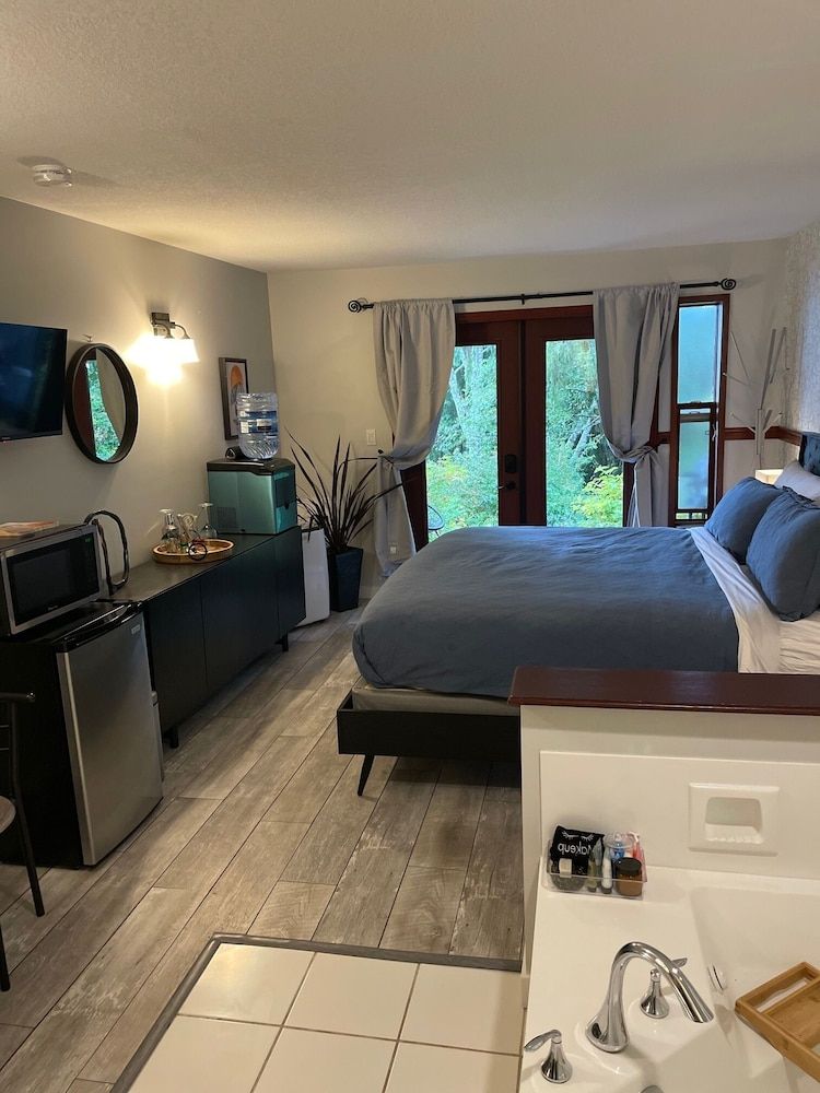 Luxury Studio Suite