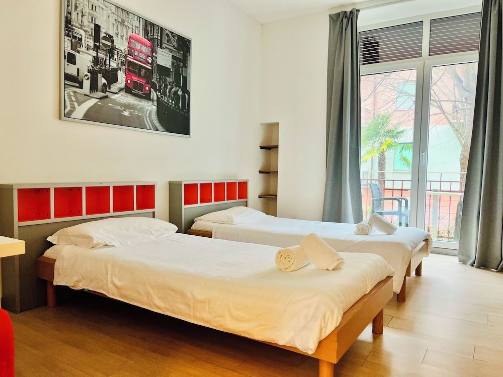 GuestHouse Lugano University Standard Studio, Terrace