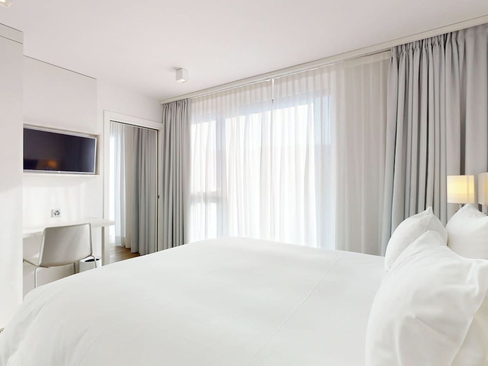 Nonanteneuf Vevey Apartment, Courtyard View 4