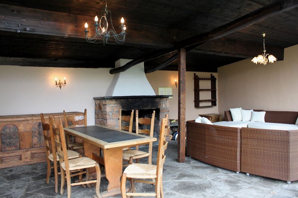 Guesthouse Casa Calina Comfort House 18