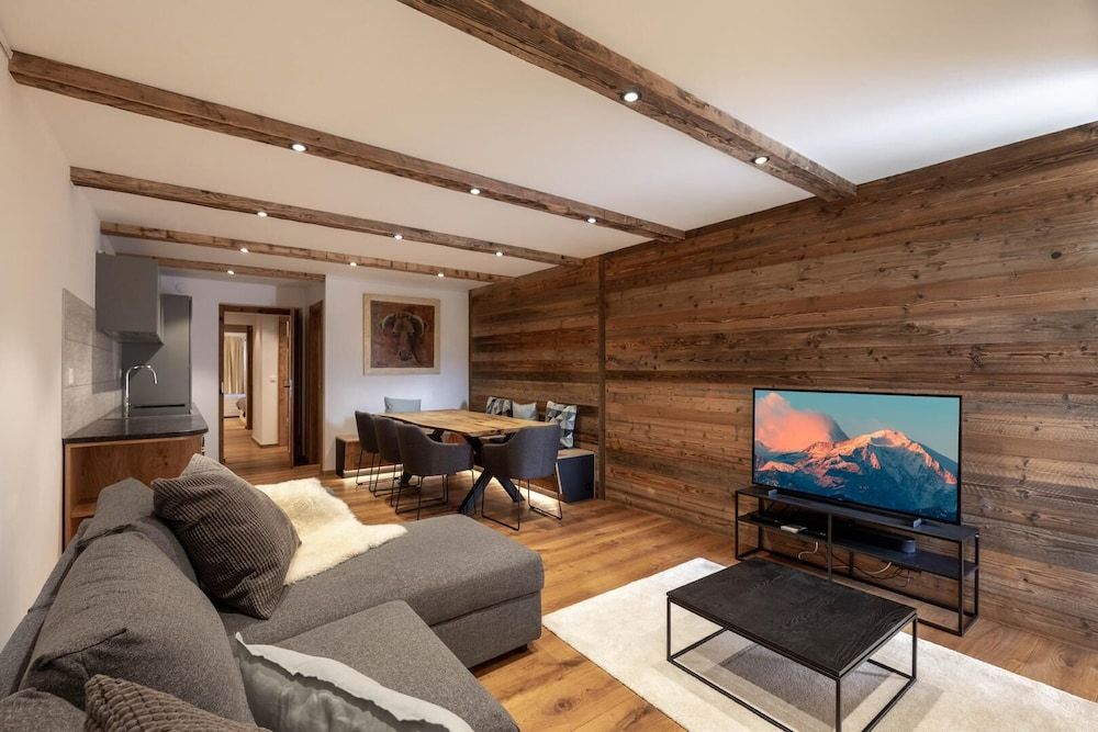 Apartment (2 Bedrooms)