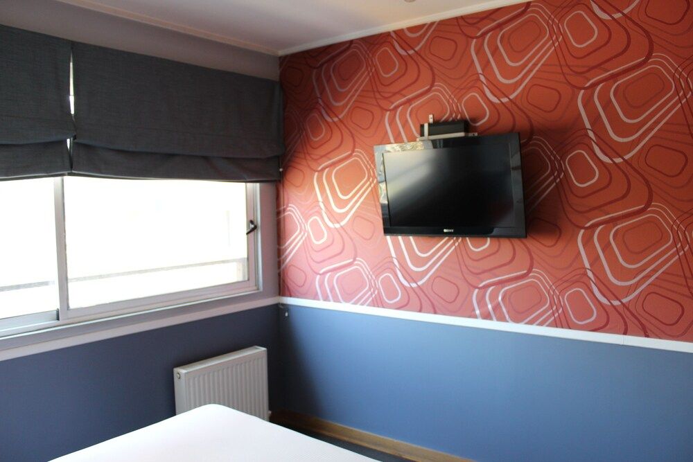 GUANAKO Deluxe Double Room 6