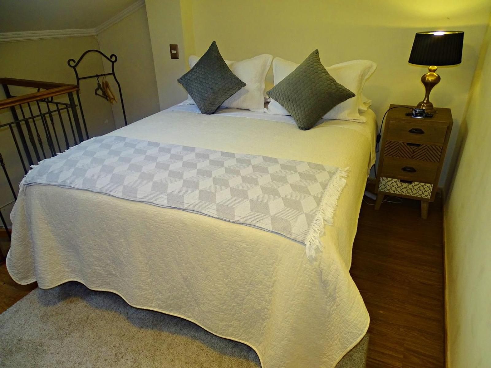 Triple Room with Private Bathroom