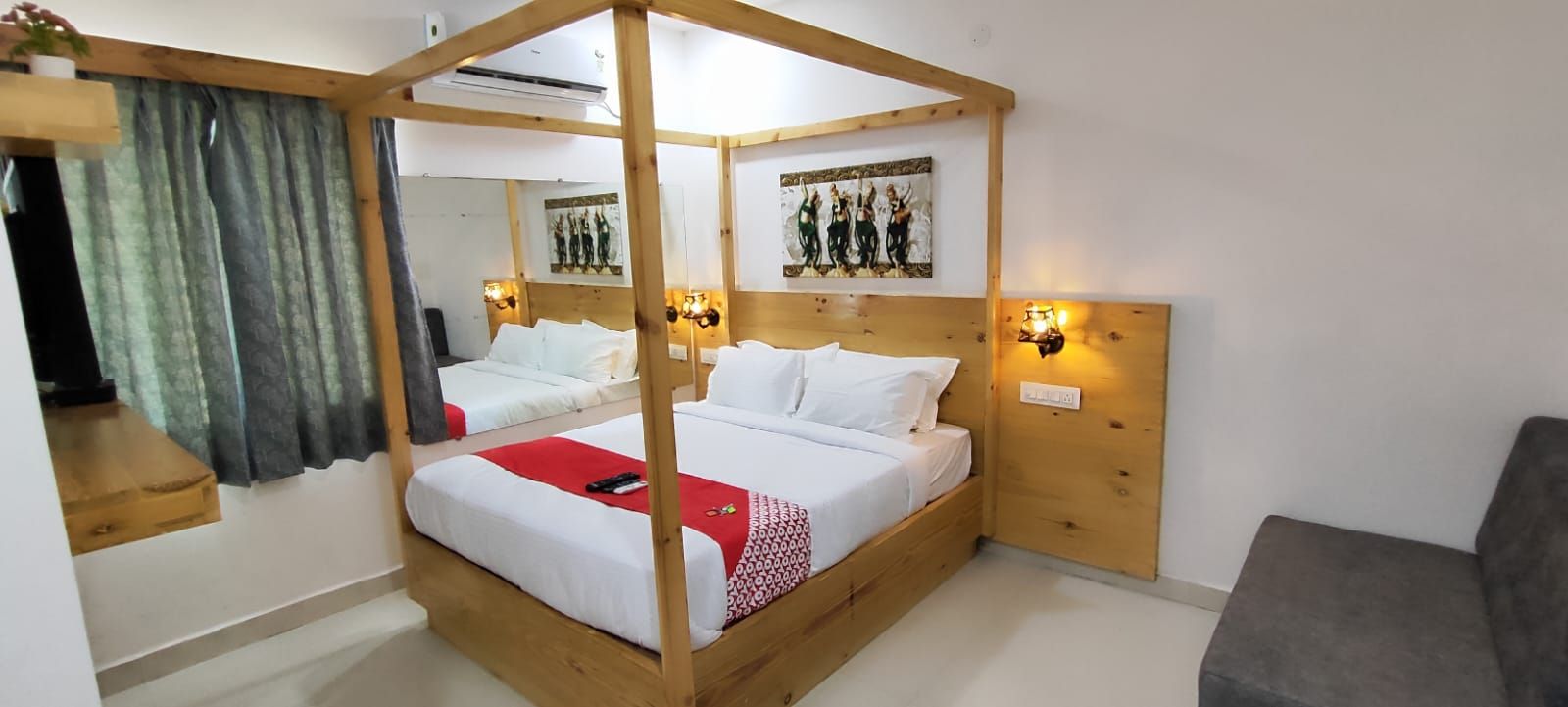 Deluxe Rooms