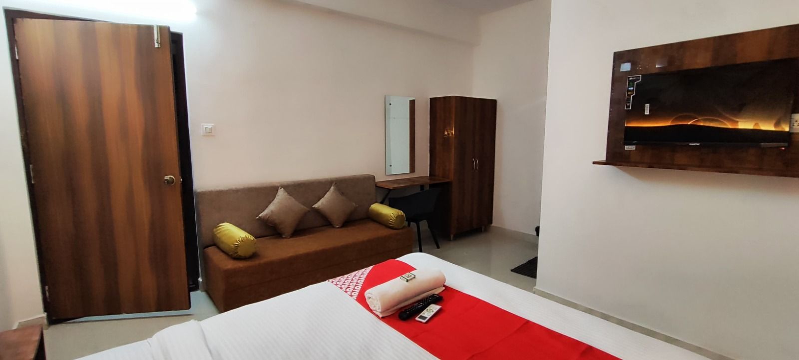 DSR Suites Standard Room 5