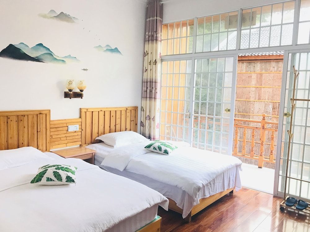Signature Twin Room, Hill View