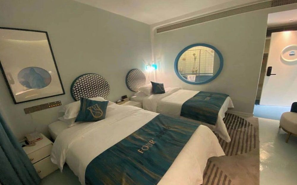 Classic Twin Room