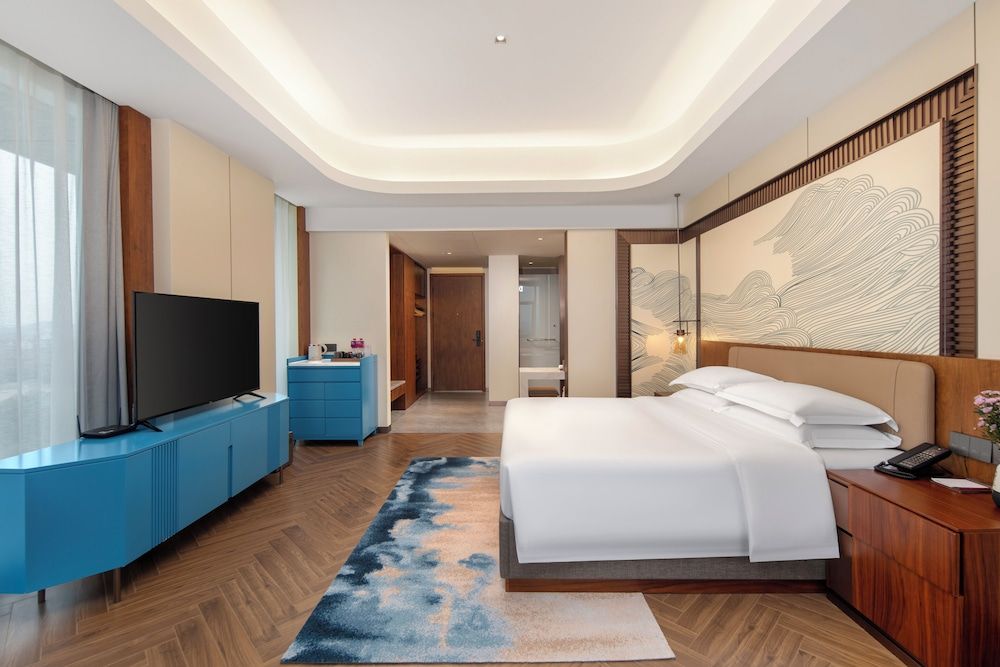 Jiangshan Haiwaihai Grand Hotel Deluxe Single Room, City View