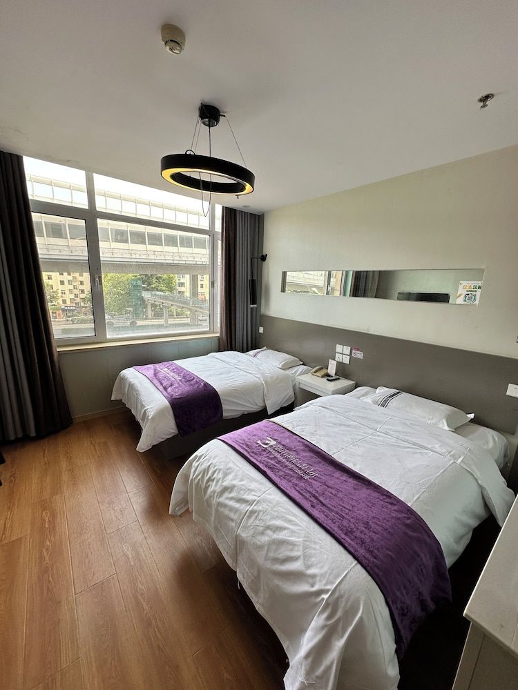 Luxury Twin Room, 2 Twin Beds, Smoking, City View