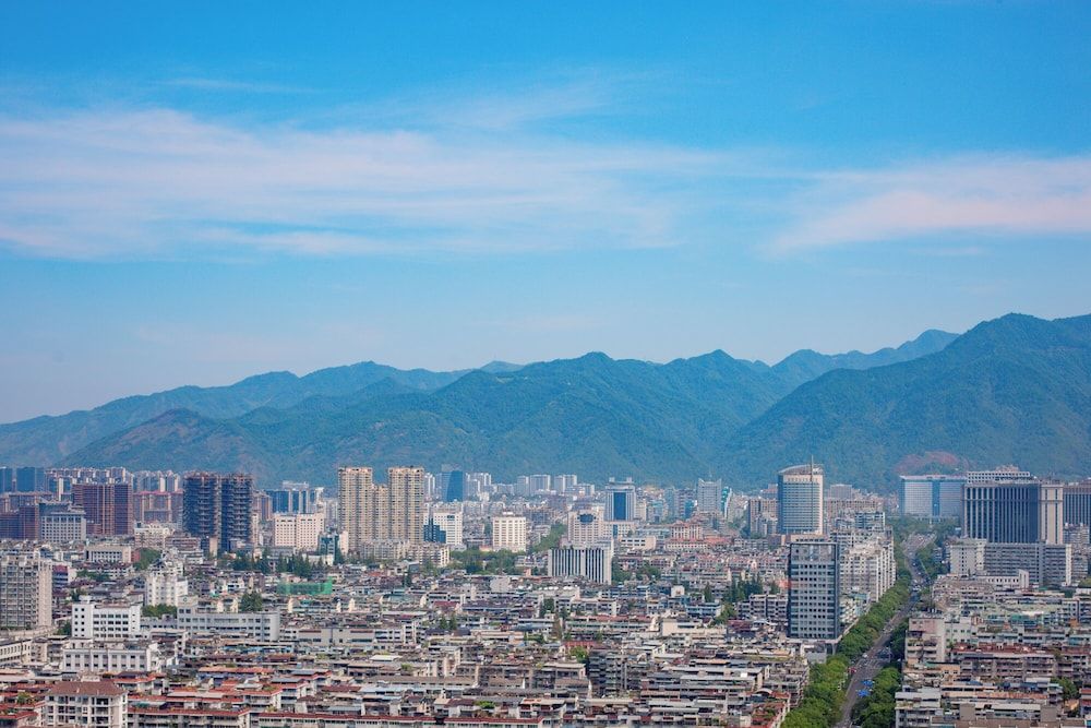 Element Lishui Superior Room, 1 King Bed, Mountain View 3