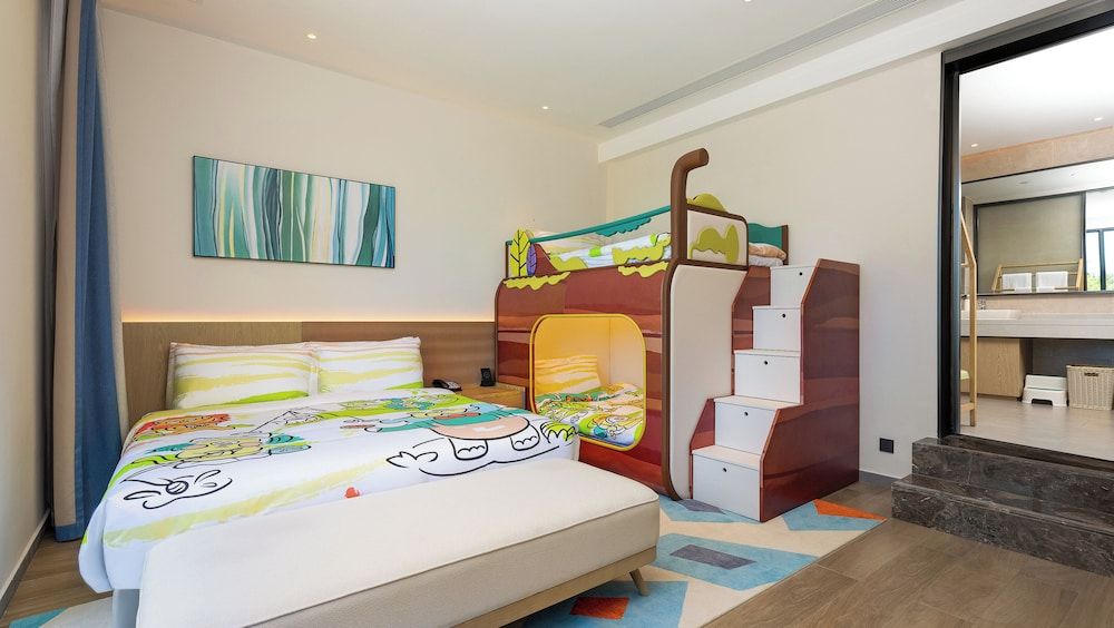 Holiday Inn Hainan Xiangshui Bay by IHG Suite, 1 Bedroom (Kids Theme) 3