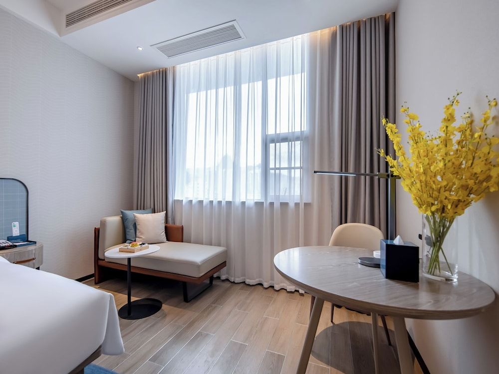 Standard Double Room, Hill View