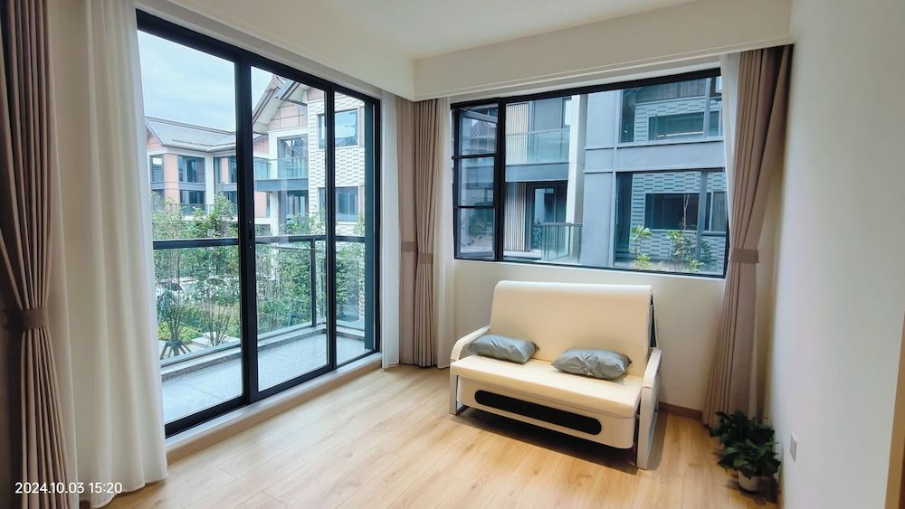 Longquan Royal Villa Family Suite, Courtyard View 4