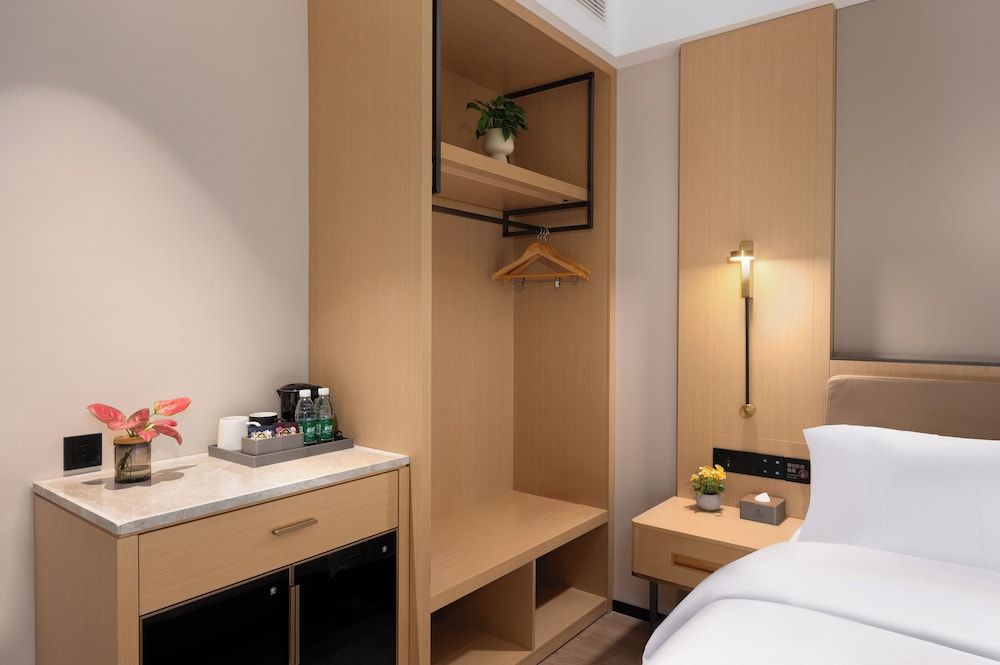 Business Single Room