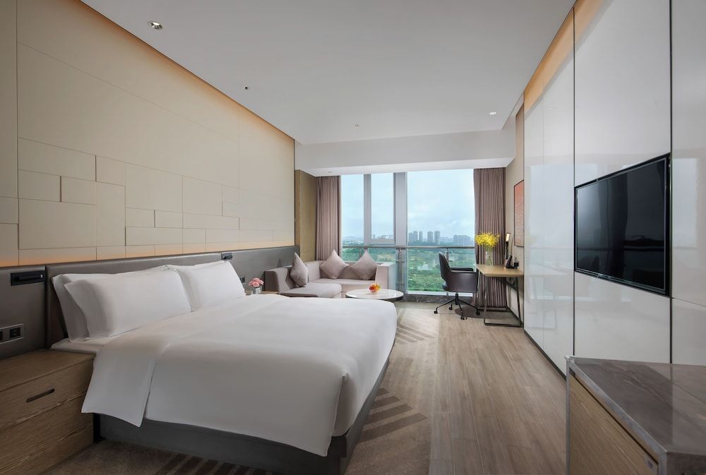Comfort Single Room, City View