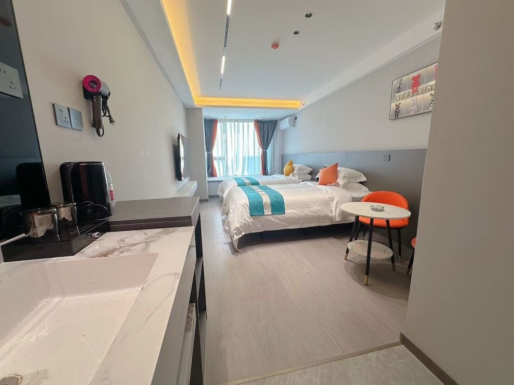 Qin Mengli Hotel Comfort Double Room, City View 2