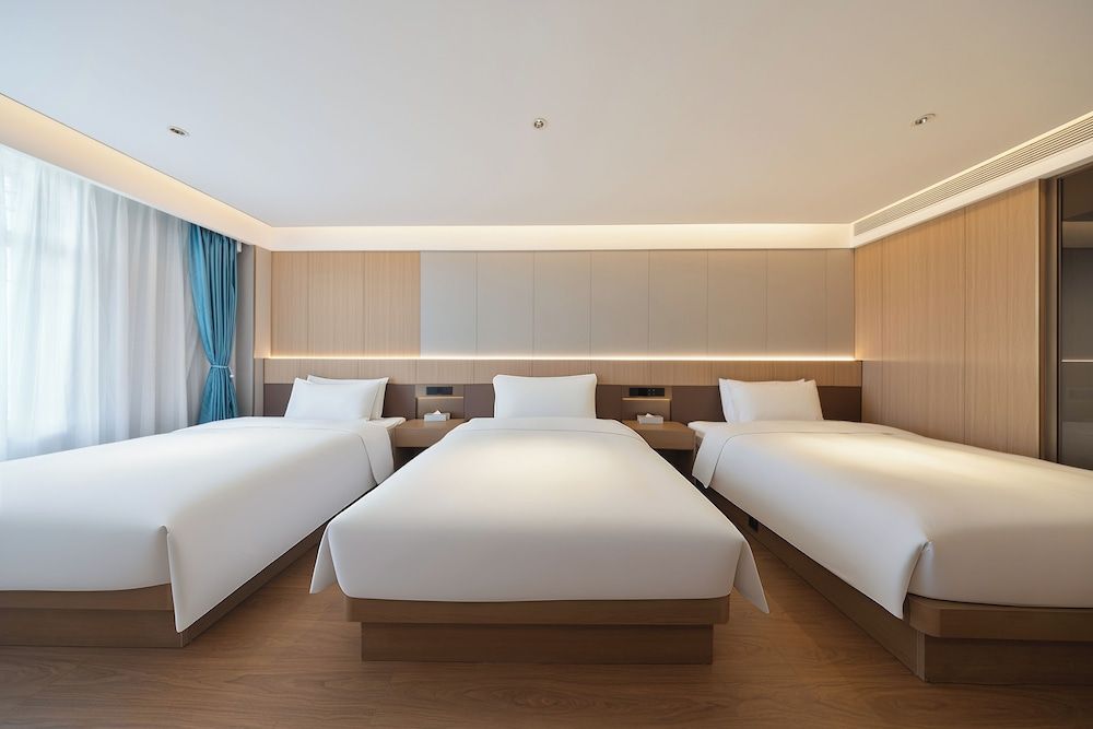Family Quadruple Room, City View