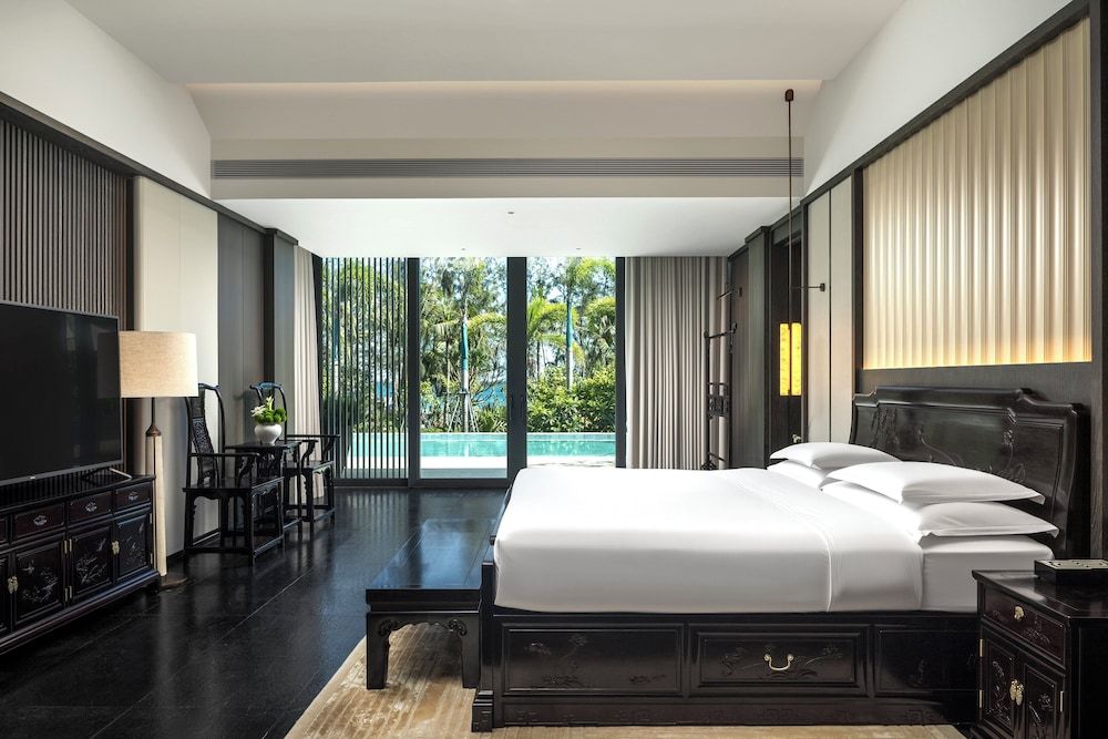 Room, 3 Bedrooms