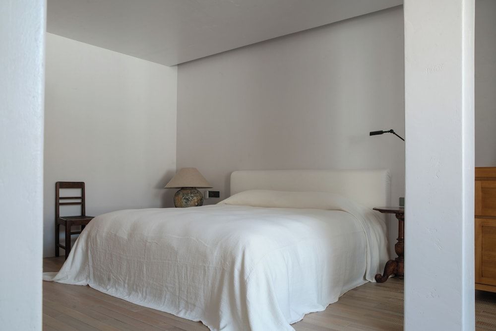Classic Double Room, Courtyard View