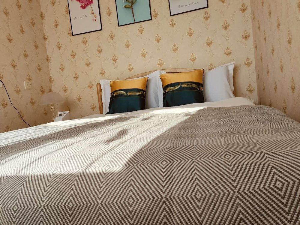 ATRIUM FENGZHU HOMESTAY European Mild Luxury Suite 2 bedrooms 12