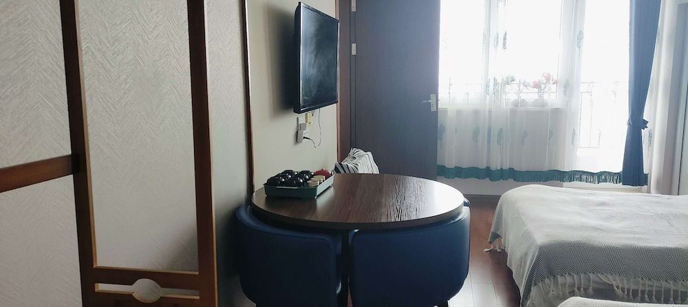 ATRIUM FENGZHU HOMESTAY European Mild Luxury Suite 2 bedrooms 20