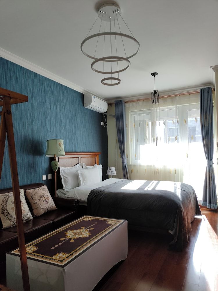 ATRIUM FENGZHU HOMESTAY American Gardening Suite 2