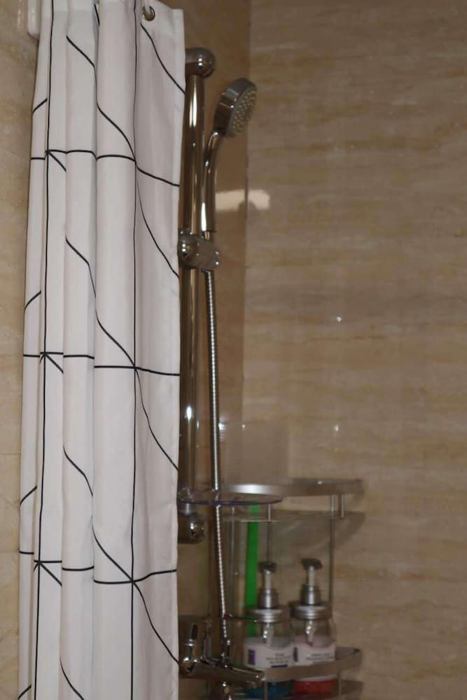 ATRIUM FENGZHU HOMESTAY American Gardening Suite 15