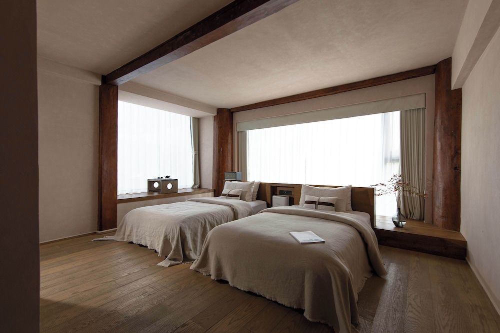 Basic Twin Room, Hill View, Courtyard Area