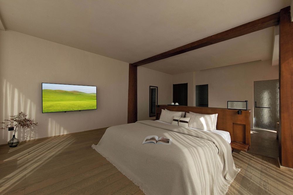 Superior Double Room, Hill View
