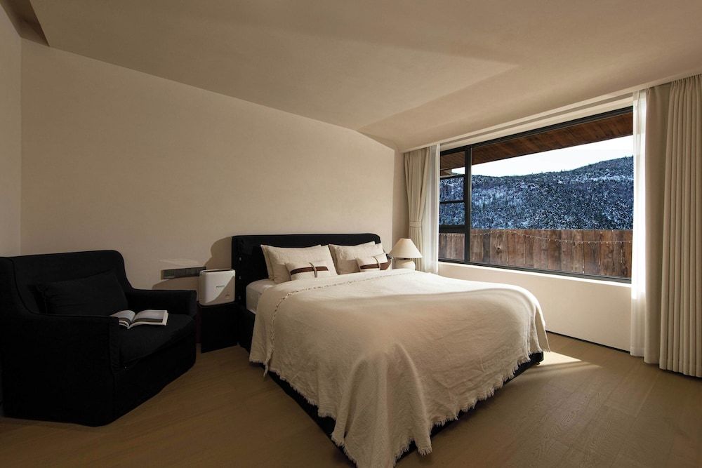Comfort Chalet, 2 Bedrooms, Hill View
