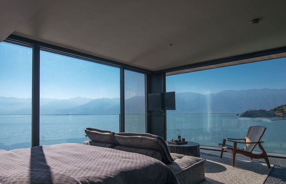 Panoramic Double Room, Lake View