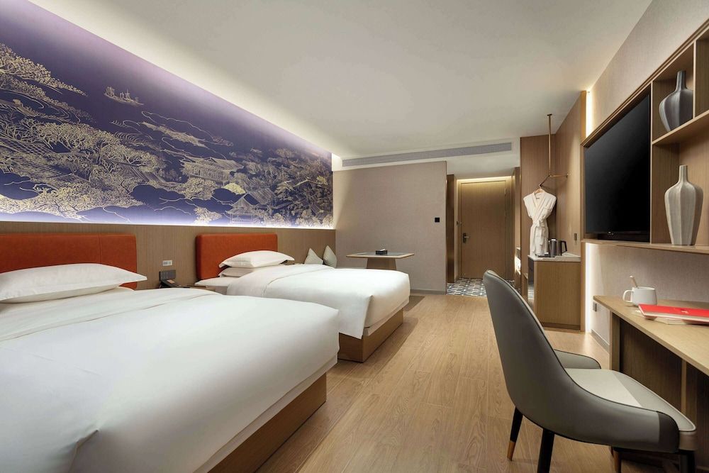 Hawthorn By Wyndham Fenghuang Baiyue Deluxe Room, 2 Twin Beds, Non Smoking