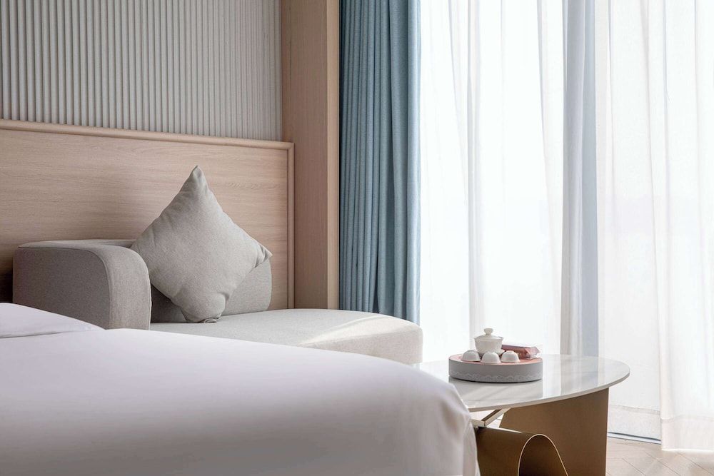 Premium Room, 1 King Bed, Non Smoking, Ocean View