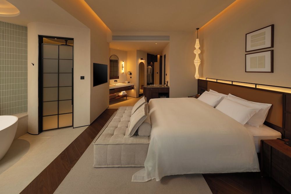 Comfort Double Room, City View