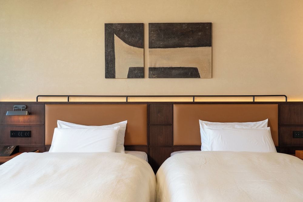 Basic Double Room, Non Smoking, City View