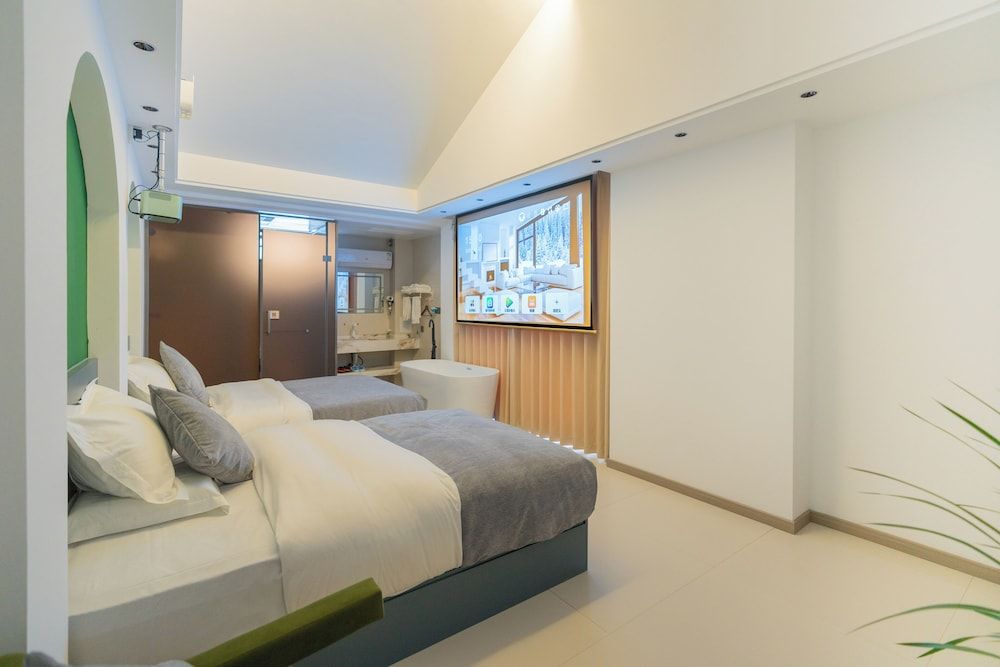 Standard Twin Room, Smoking, Private Bathroom