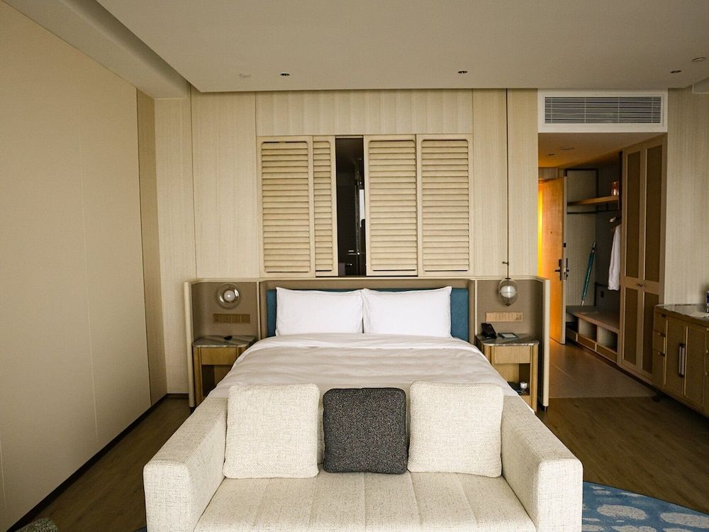 Supreme King Room with Full Sea View