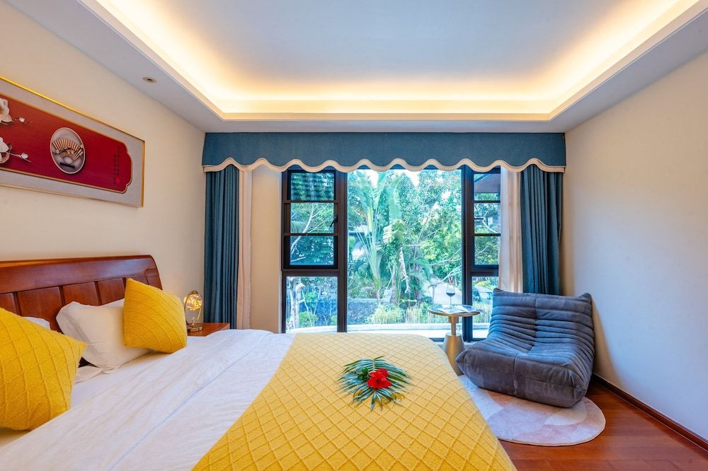 Presidential Villa, Balcony, Pool View