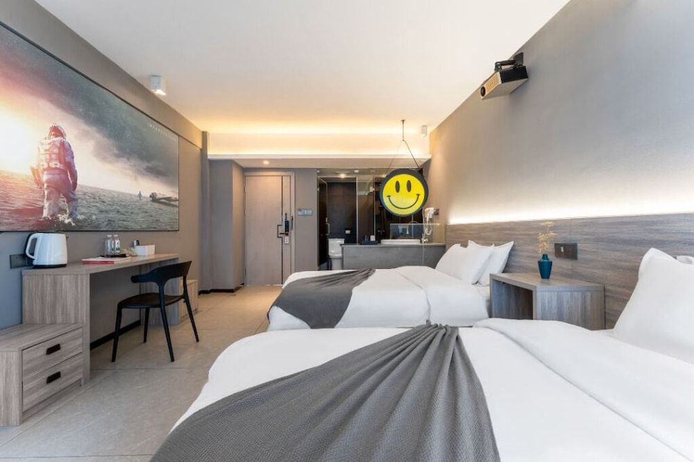 Classic Twin Room