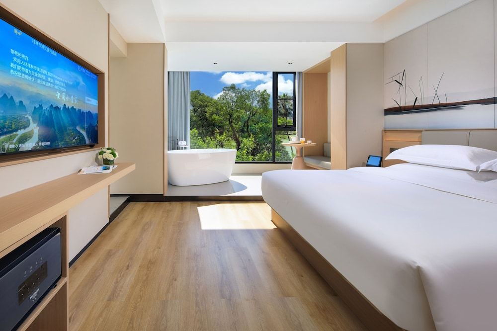 Romantic Double Room, River View