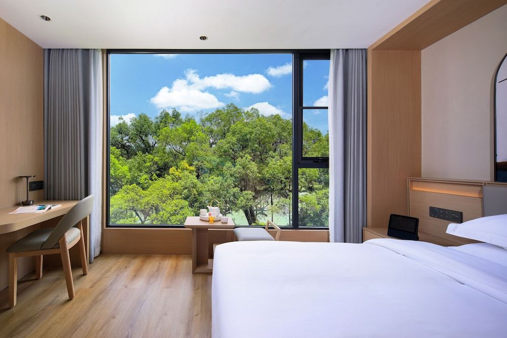 Elite Twin Room, Garden View