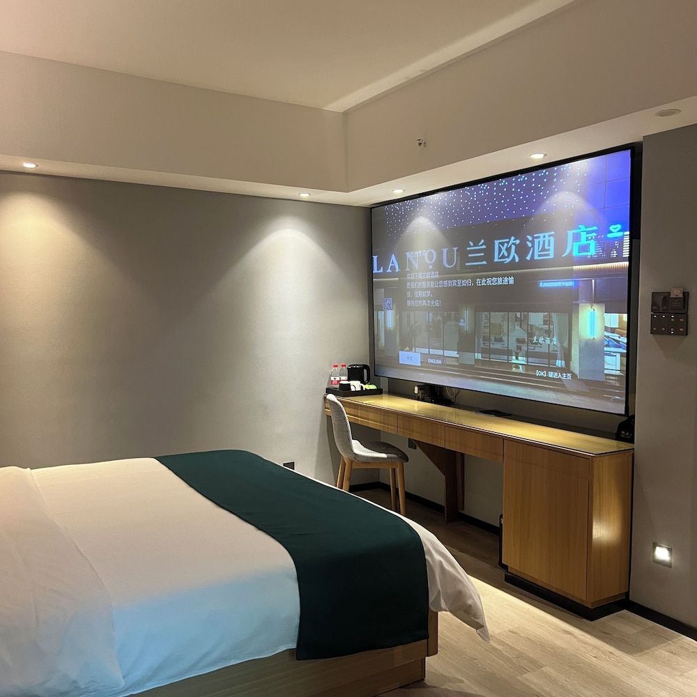 Deluxe Double Room, City View