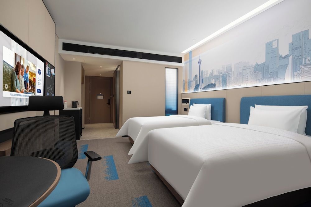 Superior Double Room, City View