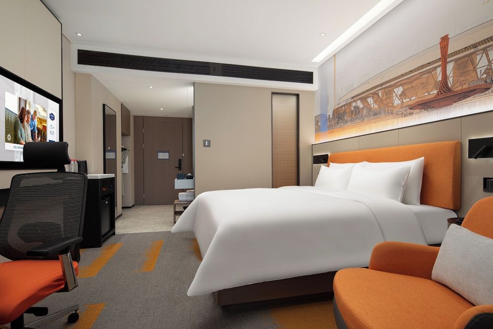 Superior Single Room, City View