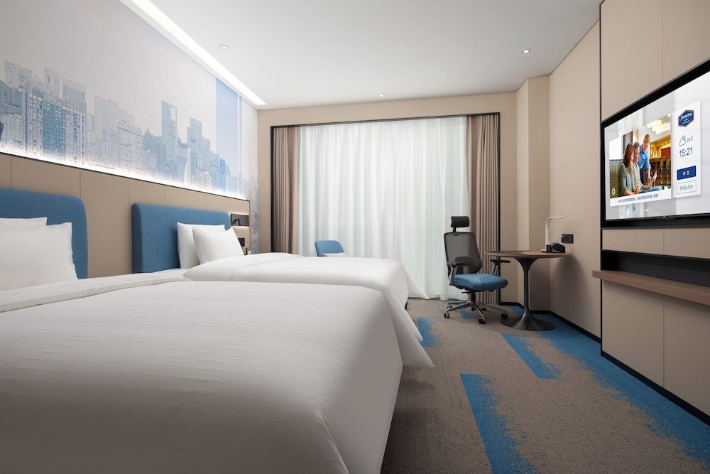Superior Double Room, City View