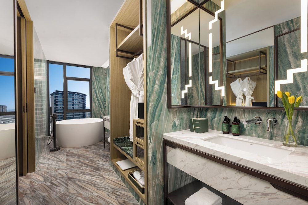 Crowne Plaza Putian by IHG Standard Room, 2 Double Beds, Club Lounge Access 3