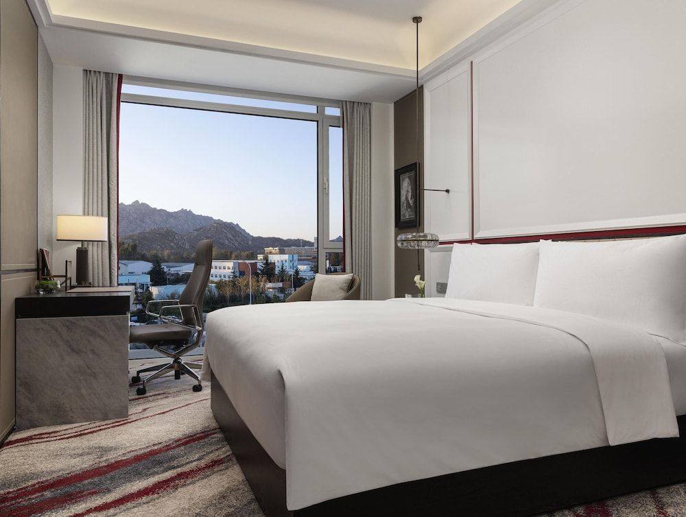 Standard Room, 1 King Bed, Accessible