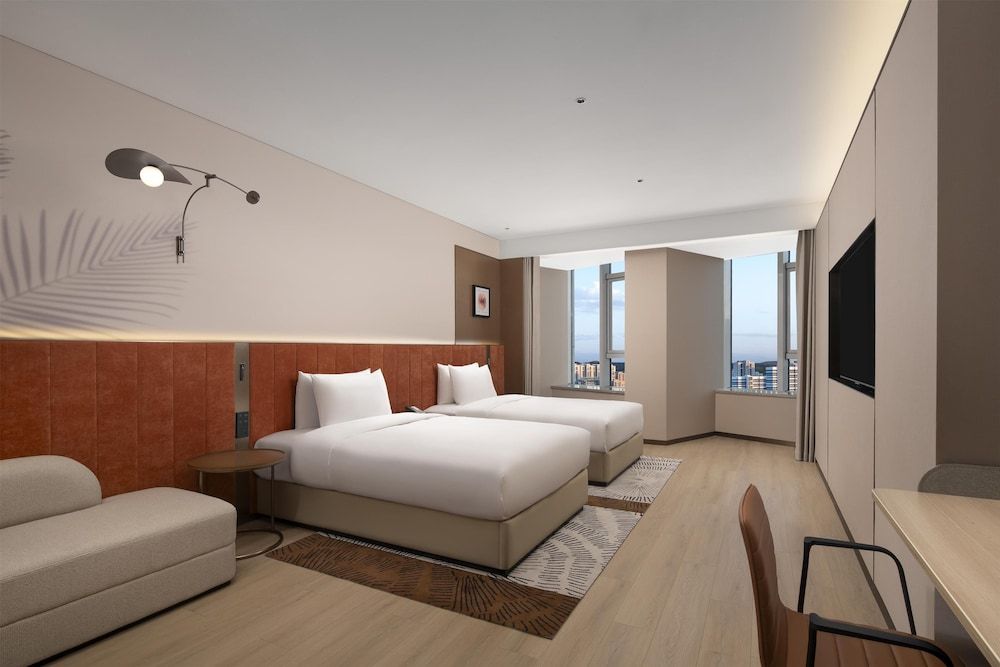 Hilton Garden Inn Urumqi Railway Station Superior Room, 2 Twin Beds